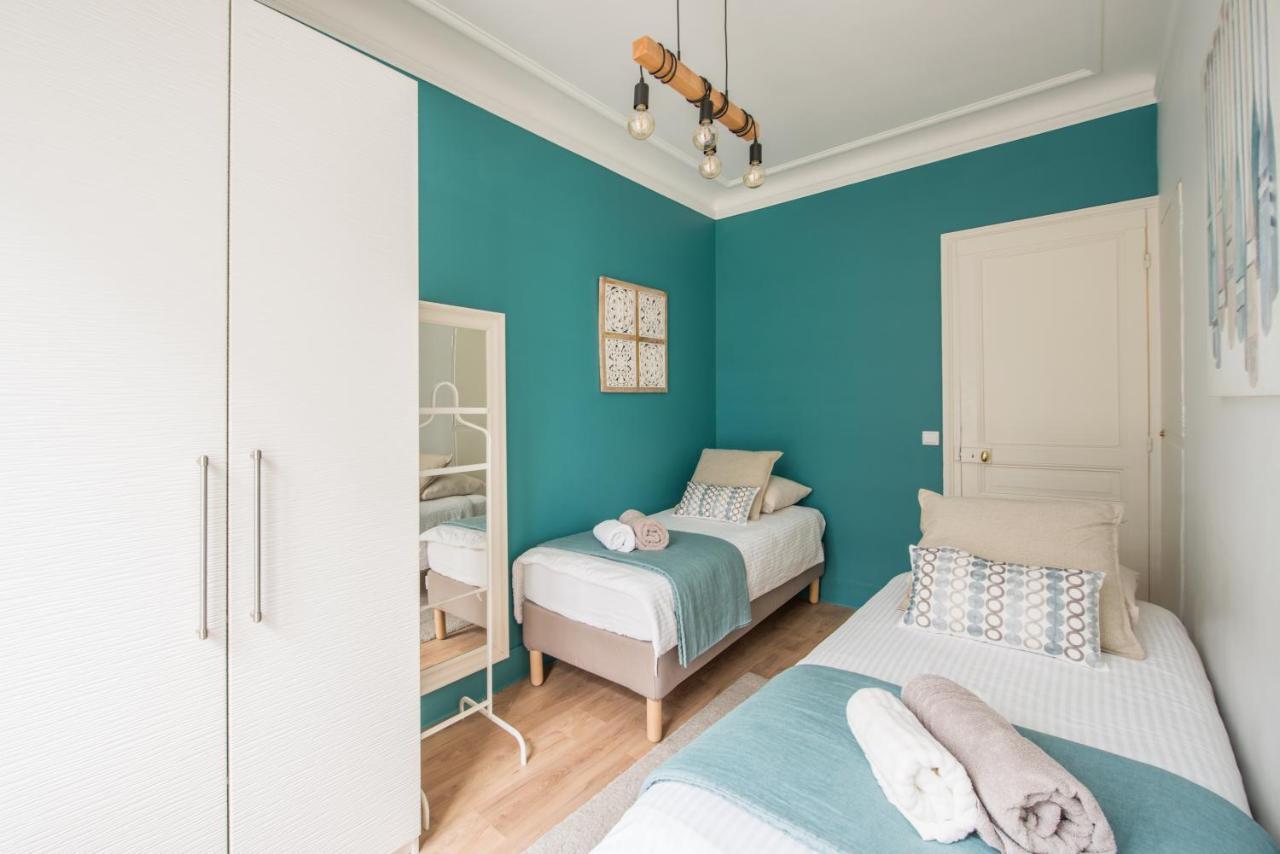 2 Bedroom Appartement Near Tour Eiffel & Trocadero Paris Exteriör bild